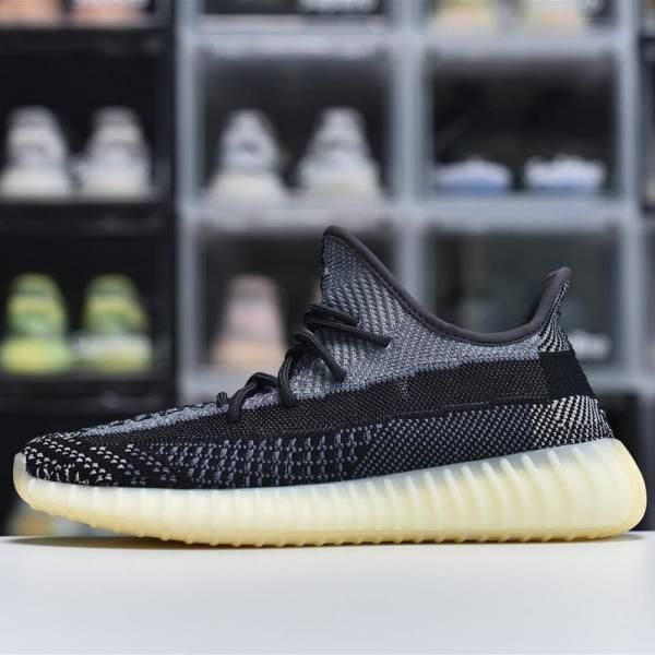 Adida_s Yeezy 350 asriel black no kit