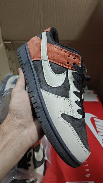 NIK Dunk Low Red Panda Brown Suede