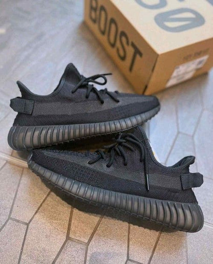 ADIDAAS YEEZY 350 ONYX BLACK SEMI UA