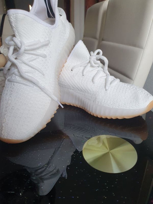 .YEEZY 350 WHITE WITHOUT KIT