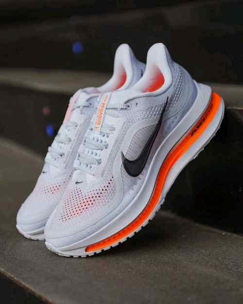 Nikee Air Zoom Pegasus Premium Running