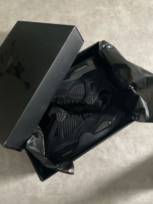 Air Jordan Retro 4 Black Cat Semi Ua