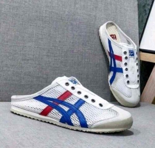 ONIT.SUKA TIGER SABOT WHITE BLUE