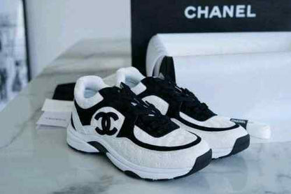 CHANEEL CC EMBOSSED LOGO WHITE BLACK SUEDE