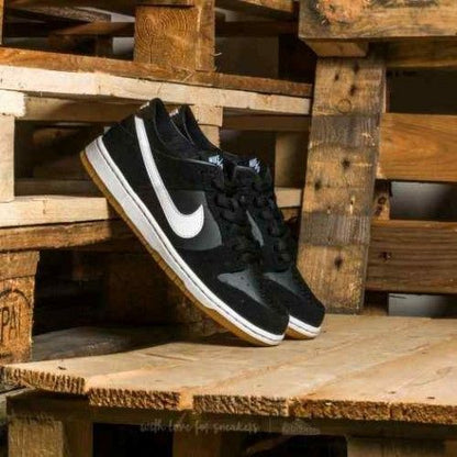 NIK.E SB DUNK LOW PRO GUM