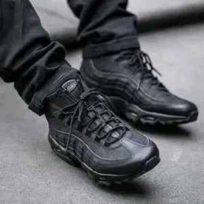 NIK.E AIRMAX 95 ESSENTIAL BLACK