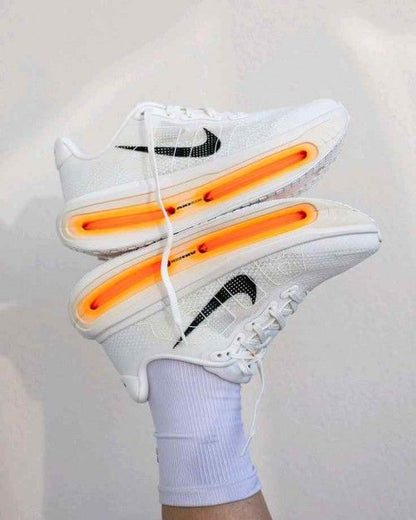 NIK.e VOMERO RUNNER WHITE ORANGE