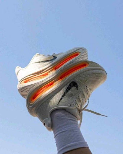 NIK.e VOMERO RUNNER WHITE ORANGE