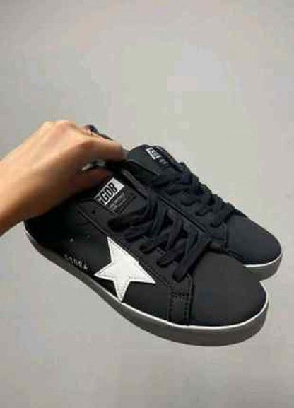 GOLDEN GOOSE SUPERSTAR BLACK WHITE