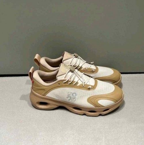 ON RUNNING CLOUD SOLO BEIGE BROWN
