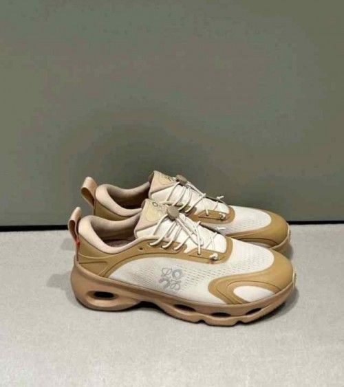 ON RUNNING CLOUD SOLO BEIGE BROWN
