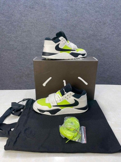 AIR JORDAN X TRAVIS SCOTT JUMPMAN BRIGHT CACTUS