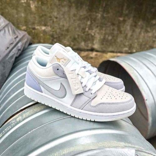 AIR JORDAN RETRO 1 LOW PARIS