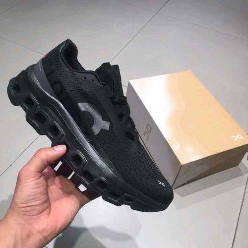 On Running Cloud Monster Black