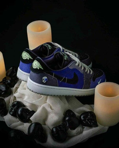 AIR JORDAN RETRO 1 LOW OG ZION WILLIAMSON REGENCY PURPLE AND DARK RAISIN