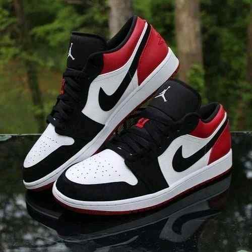 AIR JORDAN RETRO 1 BLACK TOE SHORT