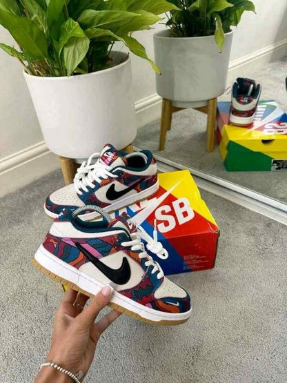 NIIKE SB DUNK PARRA MULTI