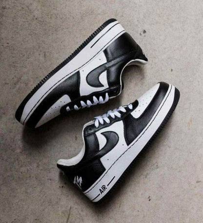 NIK.E AIRFORCE 1 LOW TERROR SQUAD BLACK WHITE