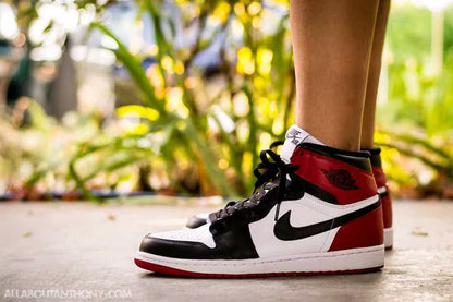 AIR JORDAN RETRO 1 OG BLACK TOE HIGH REIMAGINED