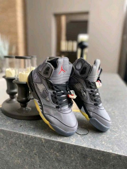AI_R JORDAN RETRO 5 OFFWHITE