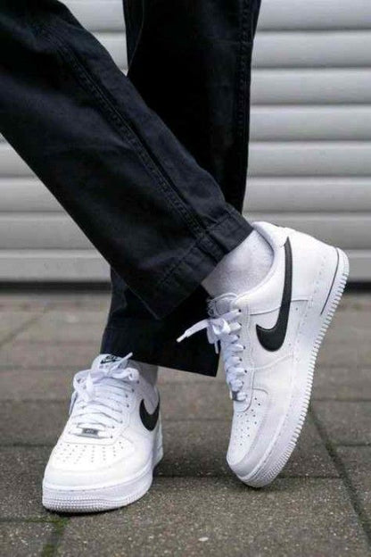 NI KE AIRFORCE 1 LOW AN 20 BLACK WHITE