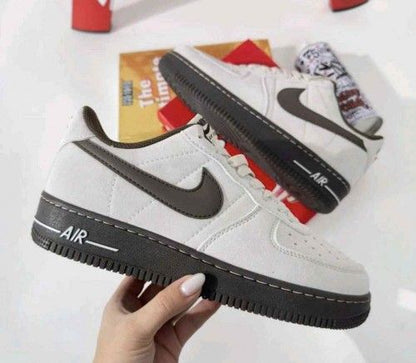 Nik_e Airforce 1 low Orewood Brown