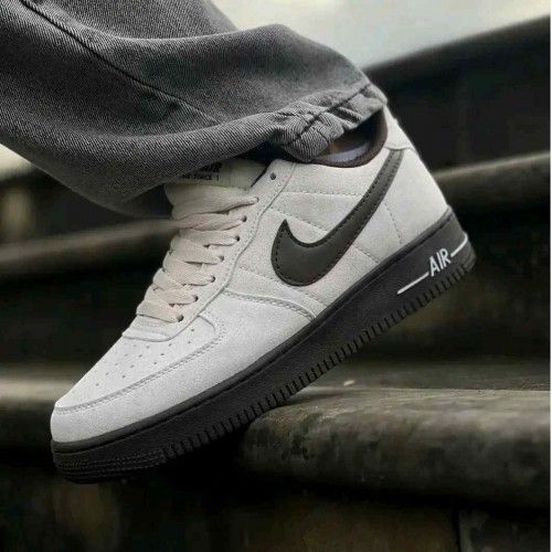 Nik_e Airforce 1 low Orewood Brown