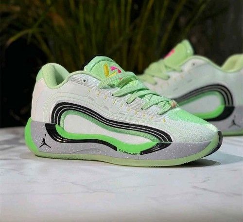 AIR JORDAN LUKA 4 Neon Green