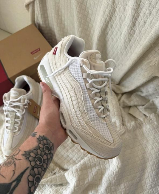 Nik_e Airmax 95 Big Bubble Light Wood Levis