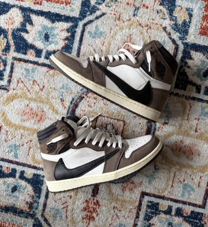 AIR JORDAN RETRO 1 TRAVIS SCOTT HIGH