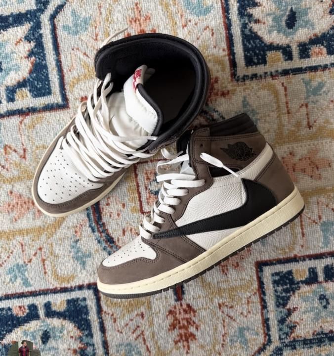 AIR JORDAN RETRO 1 TRAVIS SCOTT HIGH