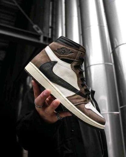 AIR JORDAN RETRO 1 TRAVIS SCOTT HIGH