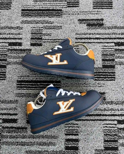 vuittton buttersoft snekars navy