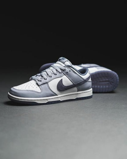 NI.KE SB DUNK LOW LIGHT CARBON