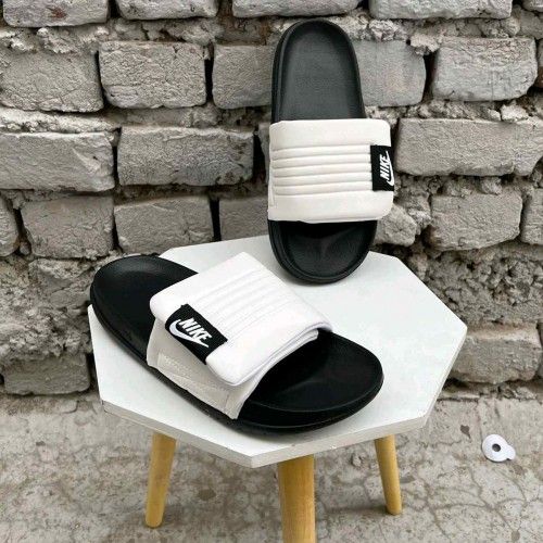 NIK.E OFFCOURT CLASSIC BLACK WHITE FLIP FLOP