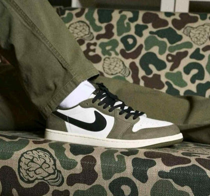 AIR JORDAN 1 RETRO LOW OG MEDIUM OLIVEBLACK-SUMMIT WHITE-SAIL