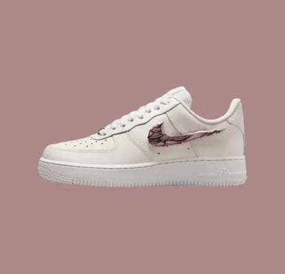 Nik.e Air Force 1 LX Molten Swoosh