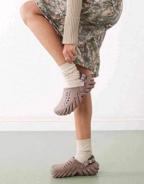 CROCCS ECHO BROWN FOR MEN