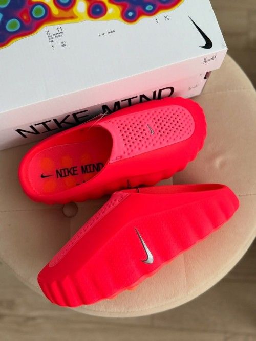 MIND 001 CLOGS RED 002
