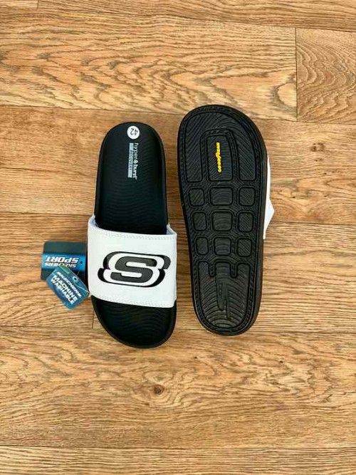 SKECHER.S HYPER BURST BLACK WHITE