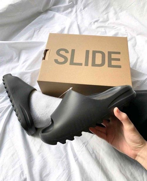 ADDIDAS YEEZY SLIDES ONYX SEMI UA