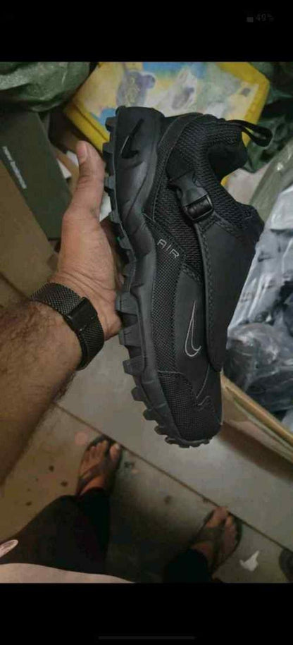 nikkee ACG Phassad Black