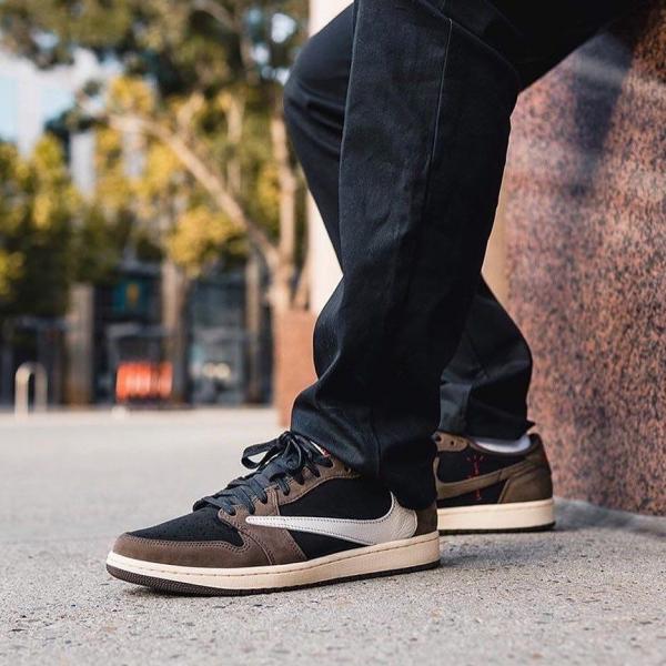 Nikke Air Jordan 1 Low Travis Scott Mocha