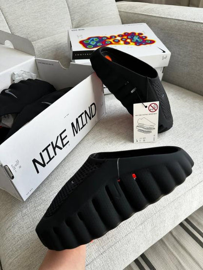 NIK_E MIND 001 SLIDES BLACK FIX
