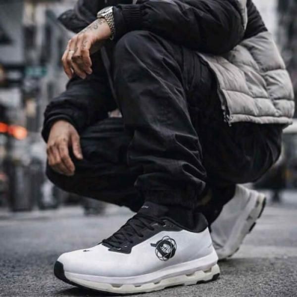 Kith x On Cloudzone White Black