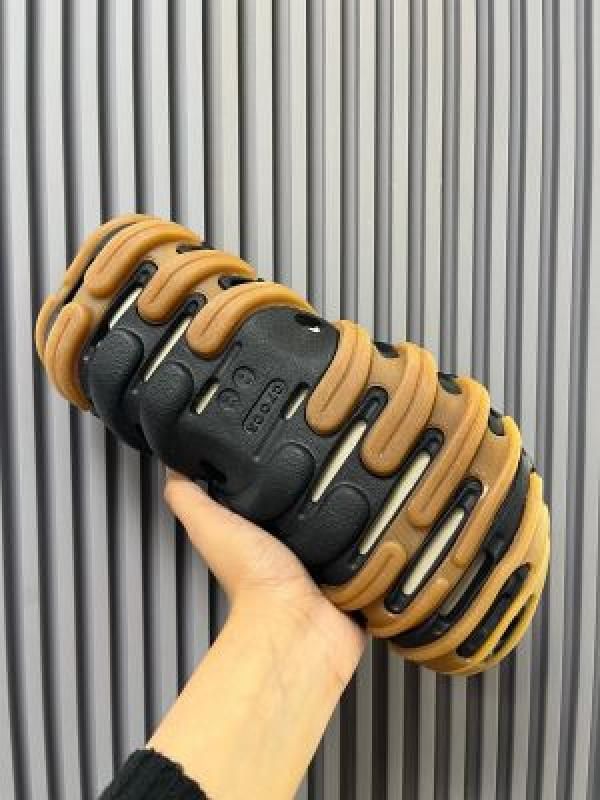 CROCCS ECHO GUM RO CLOGS black