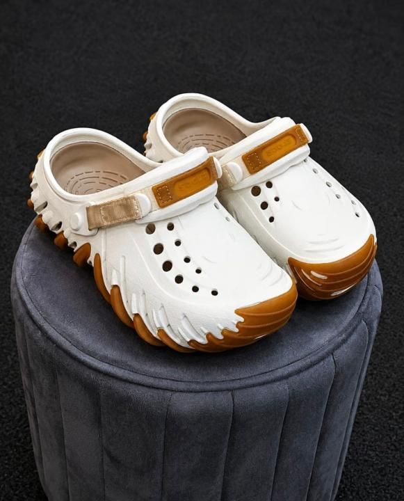 CROCCS ECHO GUM RO CLOGS WHITE