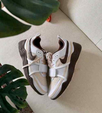 Nikkee x Travis Scott Zoom Field Jaxx Light Chocolate