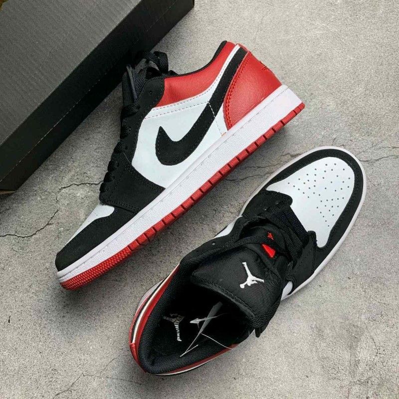 nikkee jordan retro 1 low BLACK TOE