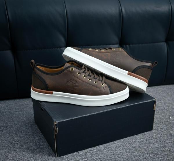 TIMBERLAND BROWN WHITE CASUAL 0011